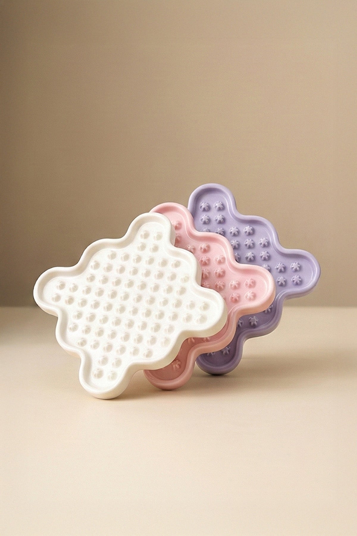 Cream Star Slow Feeder Ceramic Pet Bowl