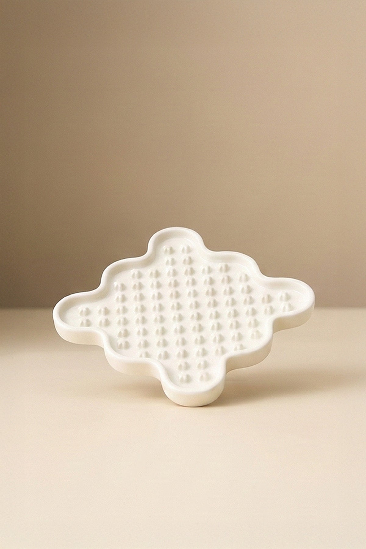 Cream Star Slow Feeder Ceramic Pet Bowl