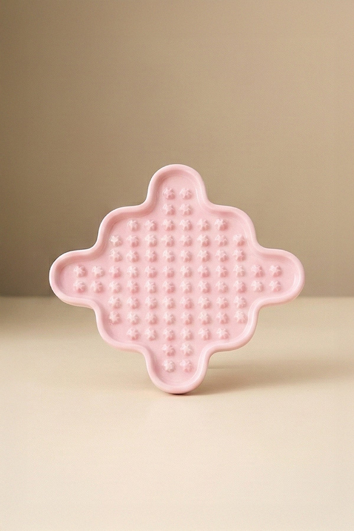 Cream Star Slow Feeder Ceramic Pet Bowl