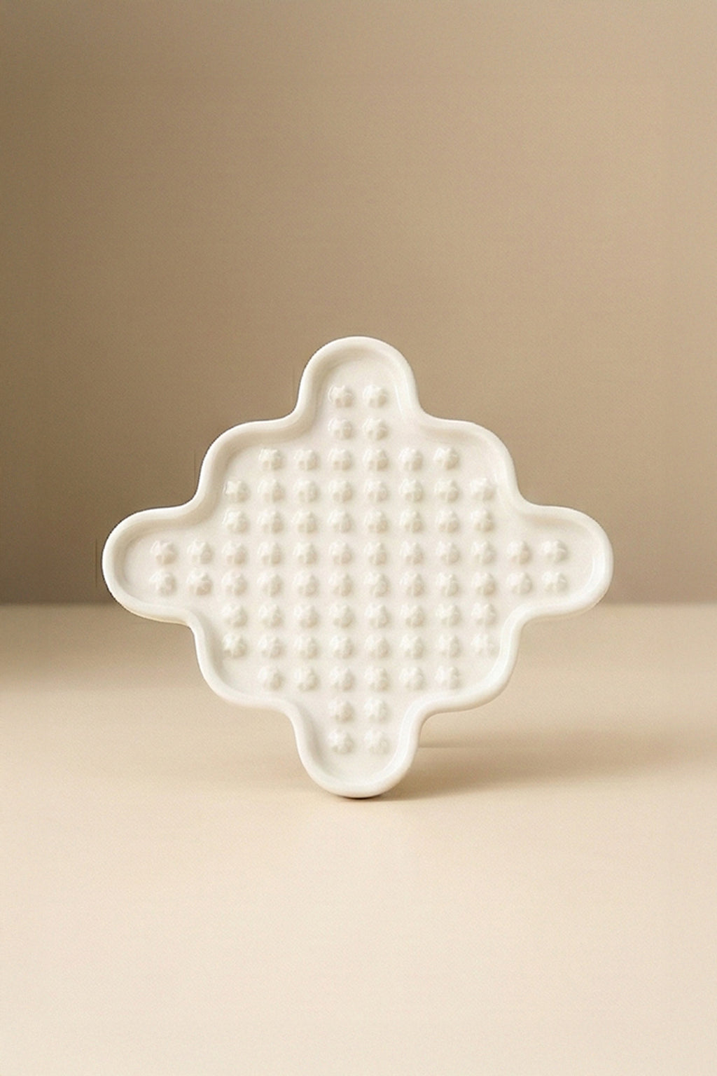 Cream Star Slow Feeder Ceramic Pet Bowl